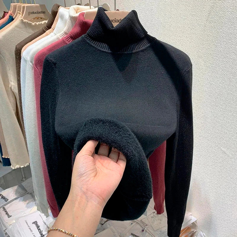 Suéter Peluciado Gola Alta Feminino - QUEIMA DE ESTOQUE
