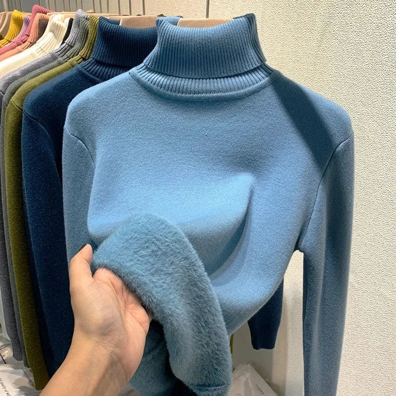 Suéter Peluciado Gola Alta Feminino - QUEIMA DE ESTOQUE